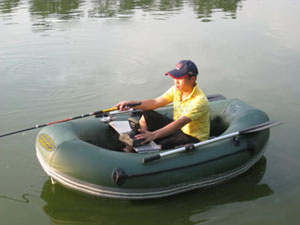 玉树充气皮划艇